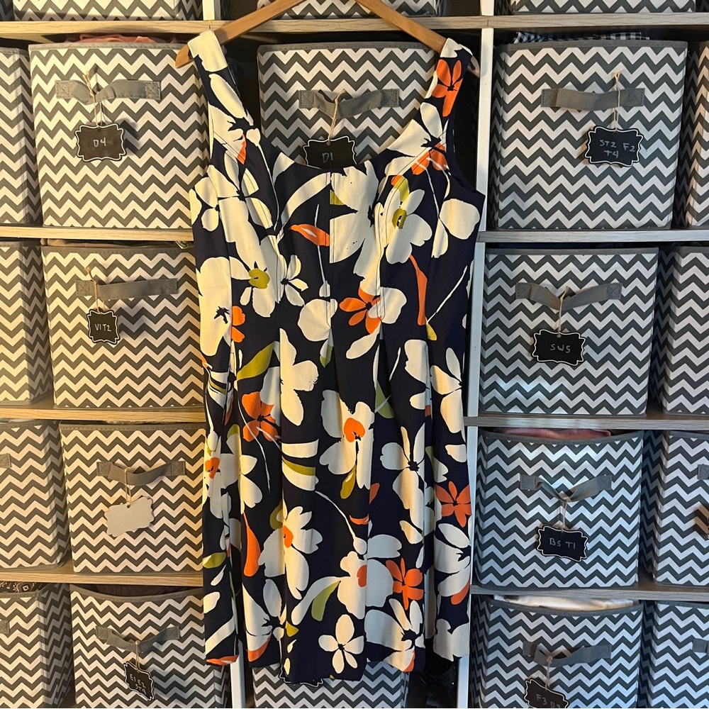 Beautiful 9&Co Dress
